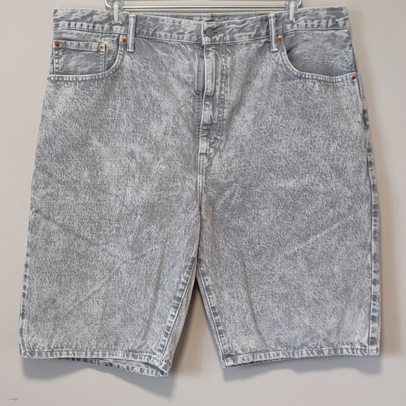 Vtg Levi's acid wash jean shorts baggy gray cotton denim high rise W42 - Picture 1 of 10